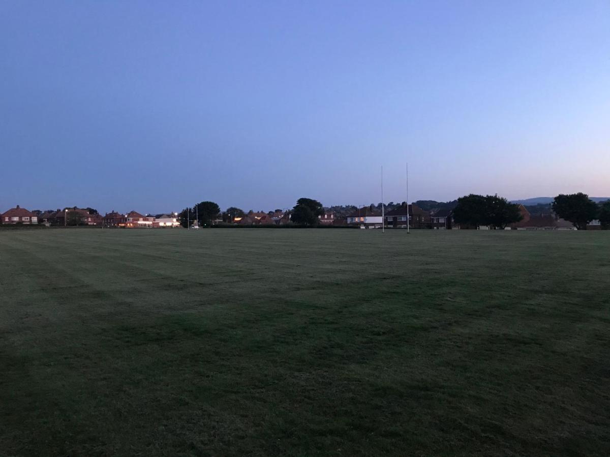 Whitby Spacious Rugby Field Cottage With Off-Street Parking And Ev Fast Point For Electric Cars Εξωτερικό φωτογραφία